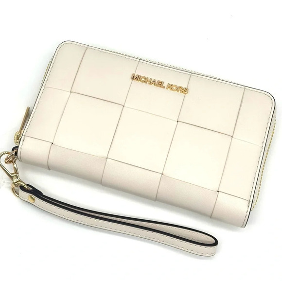 Michael Kors Jet Set Travel Large Flat MF Phone Case Wallet Light Cream - Picture 1 of 9
